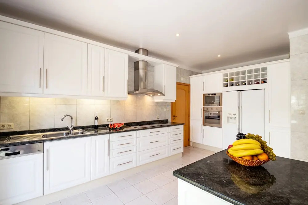 Villa Savannah - Casa de férias com piscina aquecível e BBQ no Vale do Lobo