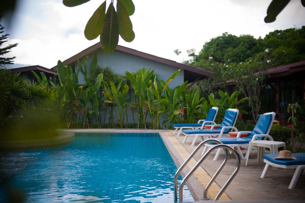 Phuket Siam Villas - SHA PLUS