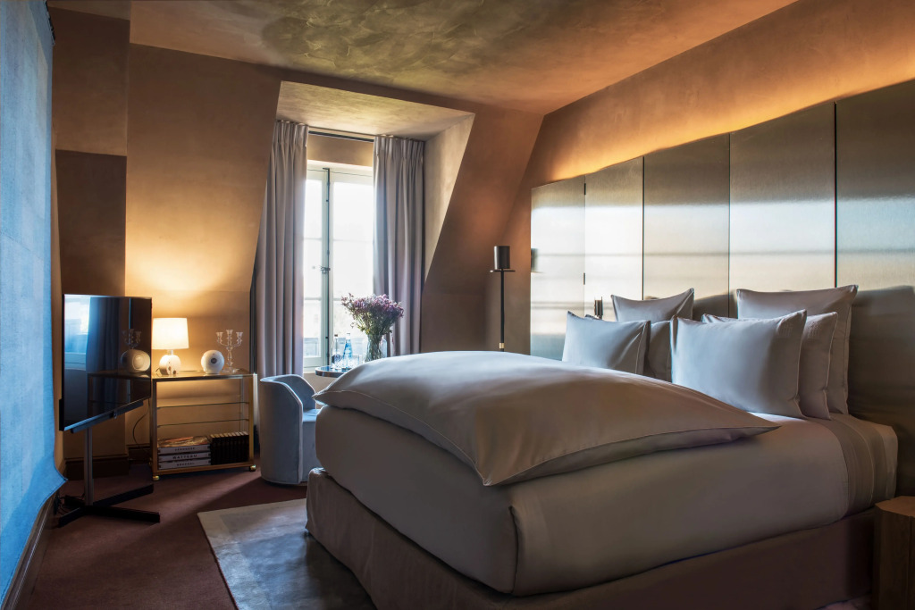 Cour des Vosges - Evok Collection