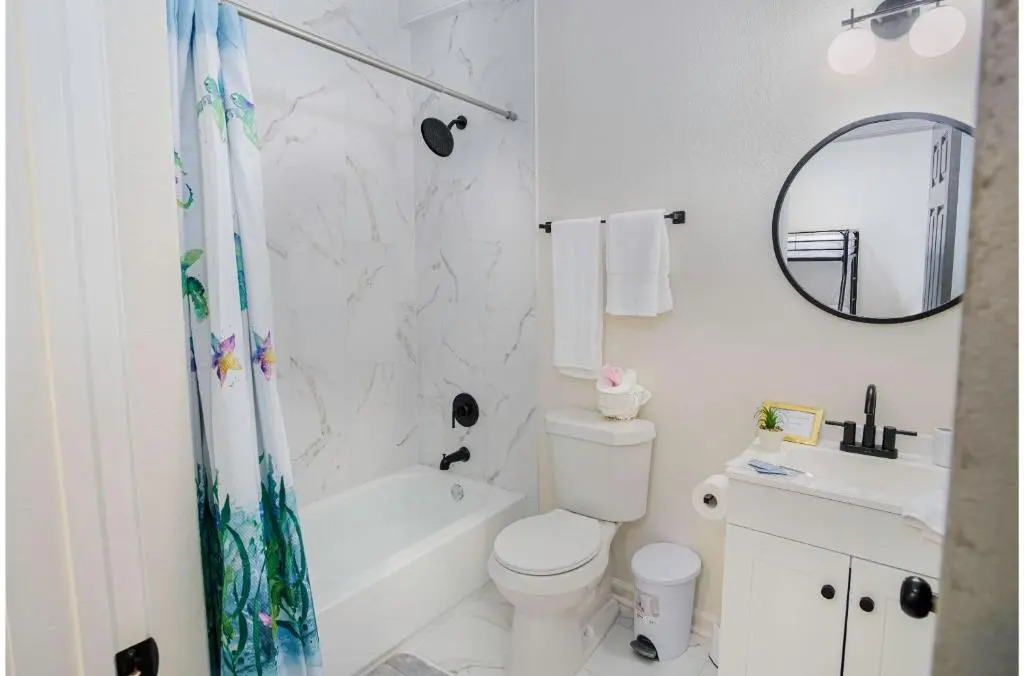 Magnificent 4BR Near Famous Riverwalk and Downtown