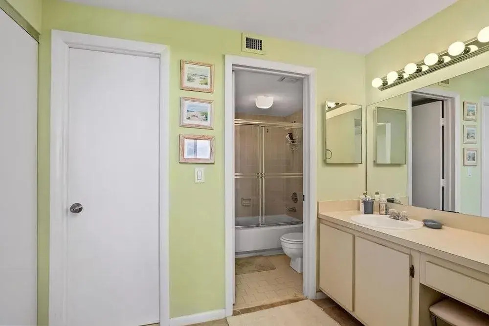 Seaview Private Home #62265 2 Bedrooms 2 Bathrooms Home