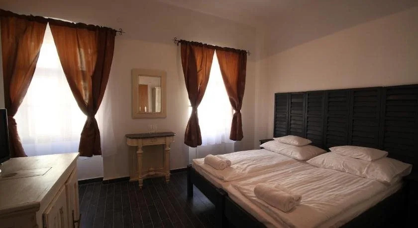 Régi Posta Hotel és Étterem