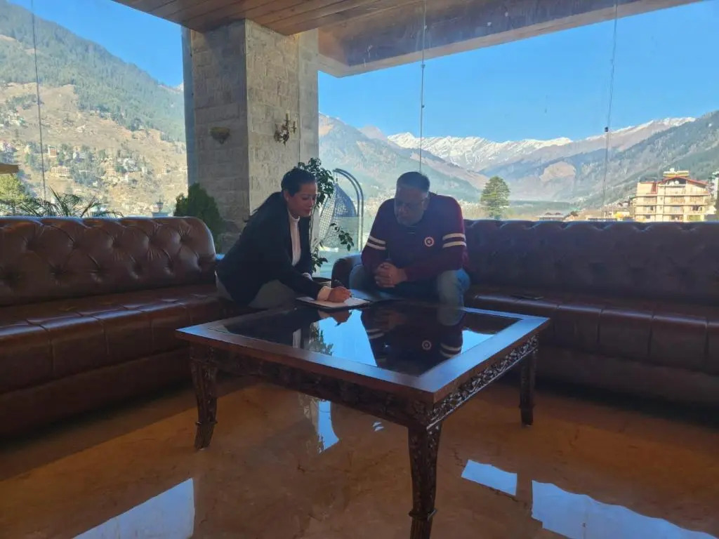 Tiaraa Hotels & Resorts - A Luxury Resort Manali