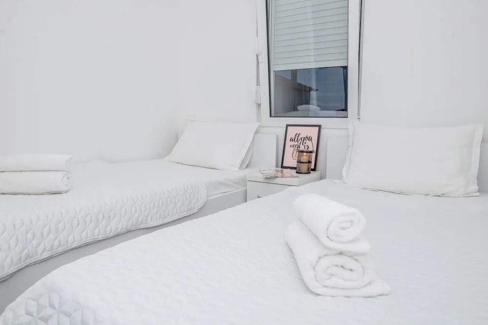 Duo Apartments