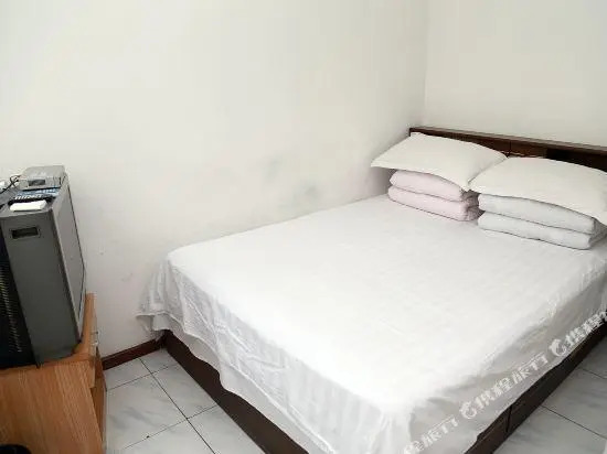 City Youth Hostel