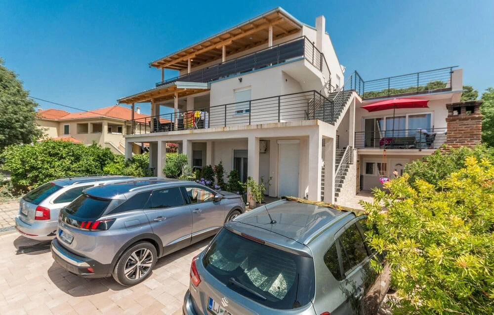 Stunning Apartment in Turanj With Wifi and 3 Bedrooms