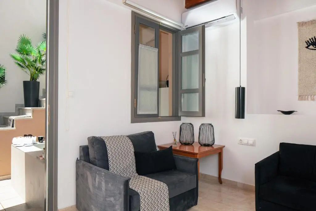 Gateway Suites