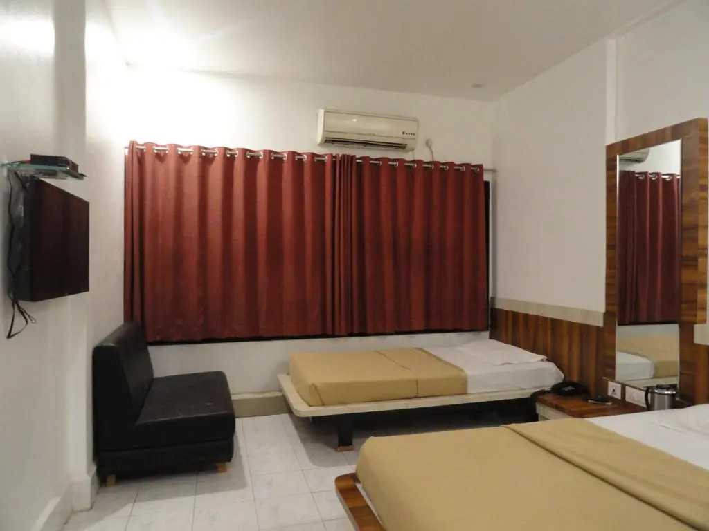Hotel Raj