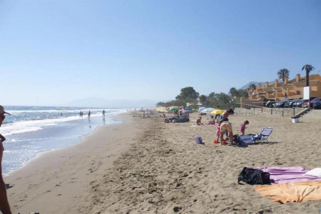 20945 - Great Apartment Very Near Beach