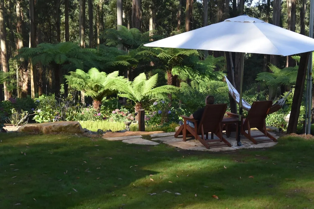 Forest Edge Cottage at Merrow Cottages