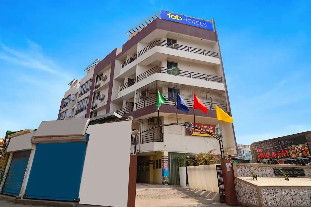 Hotel Magadh Palace by OYO Rooms