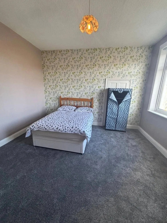 Room-serene Ocean-view Apartment Room in