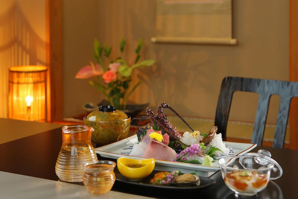 Kamogawa Onsen Gyominan Maruki Honkan