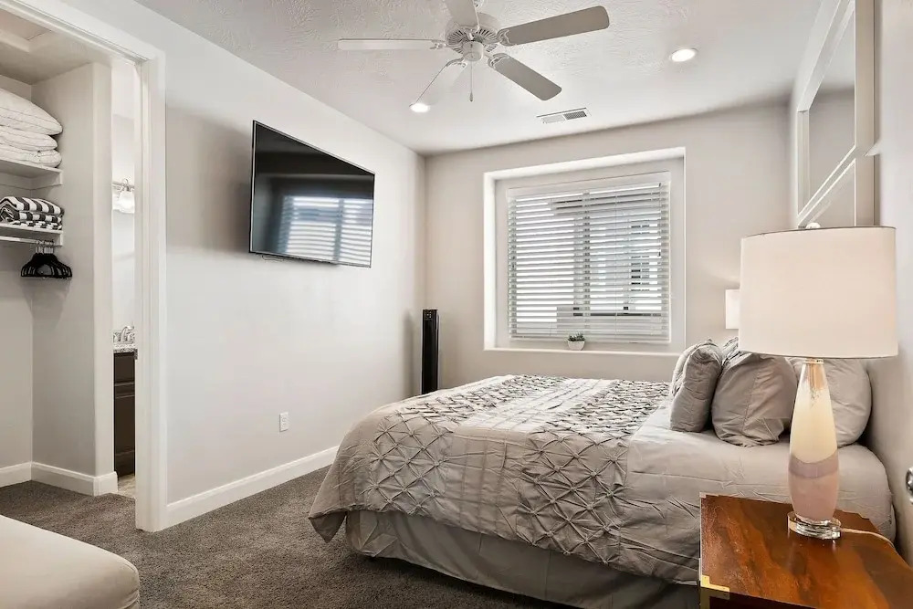 Latitude Adjustment townhouse