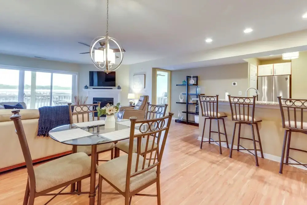 Lake Views & Screened Porch: Ozarks Getaway!