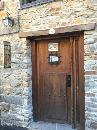 Hostal De Montaña La Aldeya