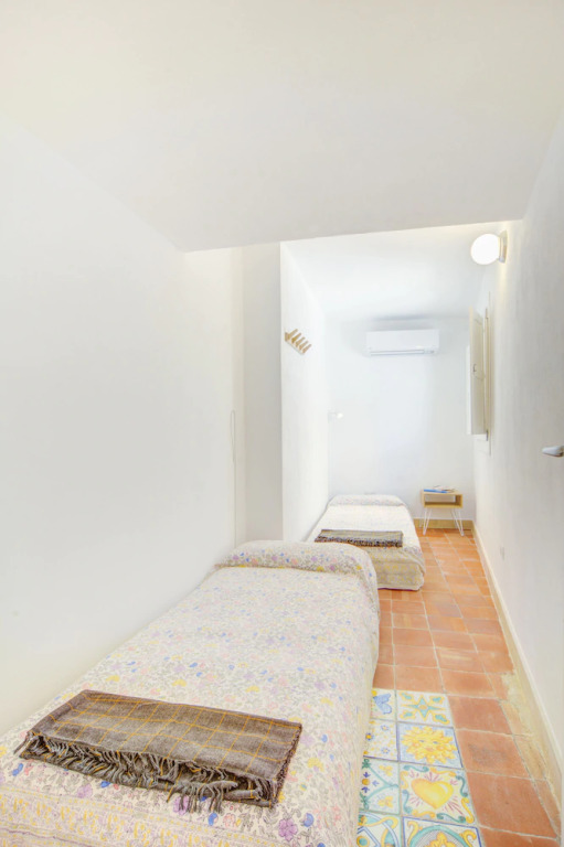 Ortigia Colourful Apartment