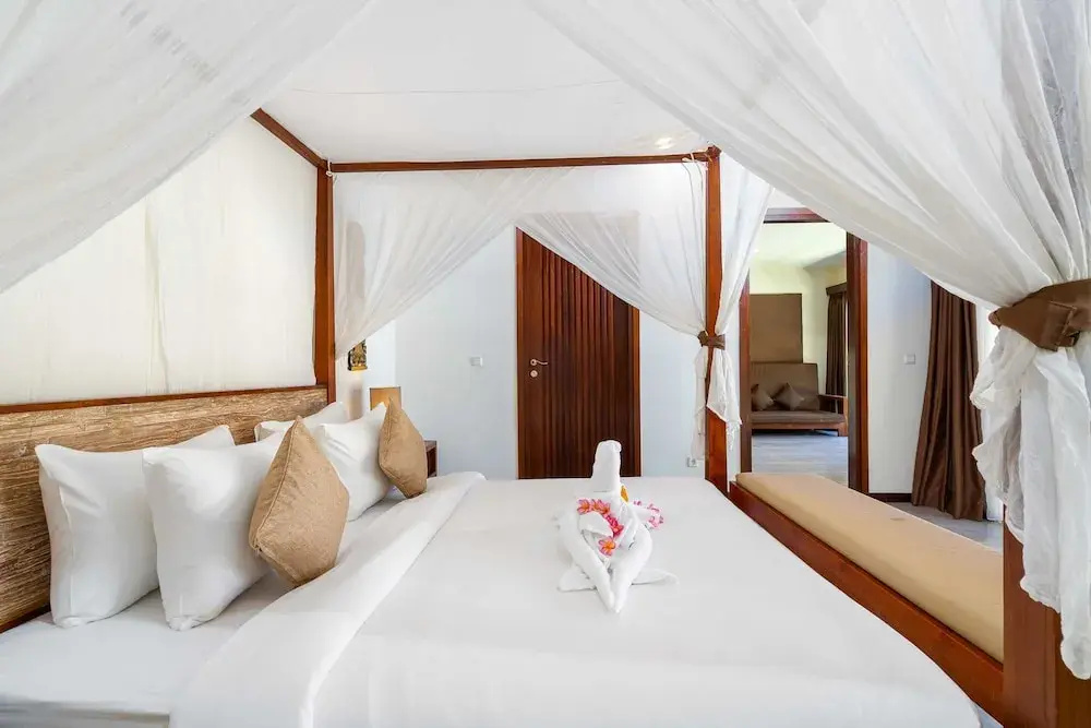 Villa Alroda Antik - Peaceful 4BR Villa with Private Pool in Canggu