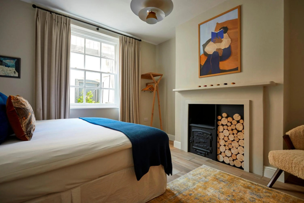 Georgian House Hotel