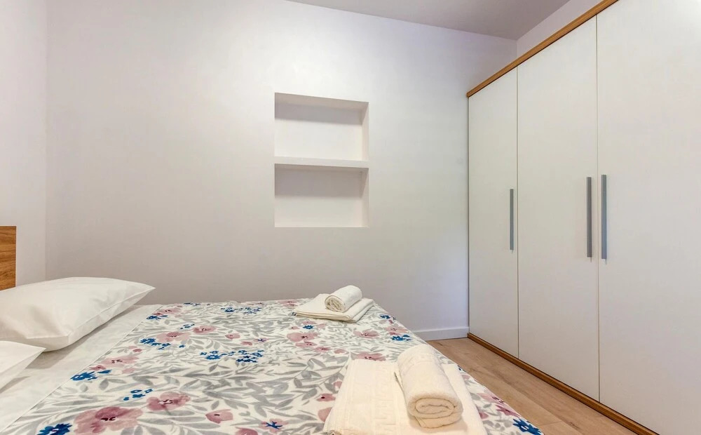 Beautiful Apartment in Jesenice With Wifi and 2 Bedrooms