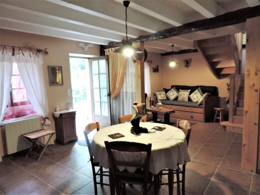 La chaumière et sa Roulotte