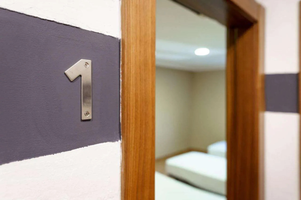 AS HOTELES FUENTE LA HIGUERA direccion Valencia