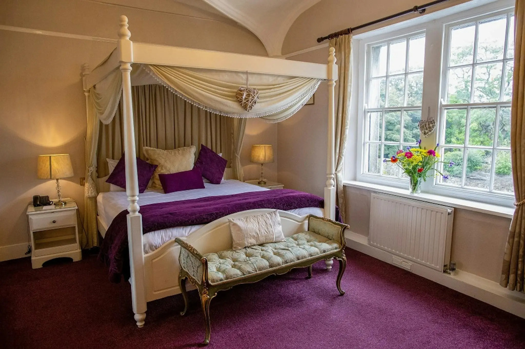 Bedford Hotel