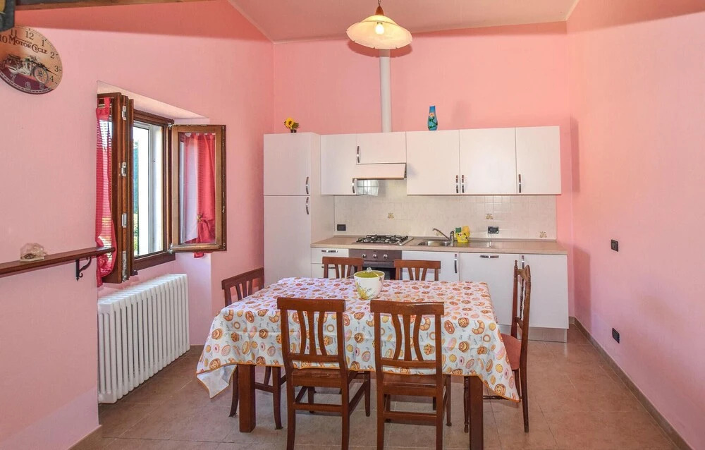 Beautiful Apartment in Borghetto D'arroscia With 1 Bedrooms and Wifi
