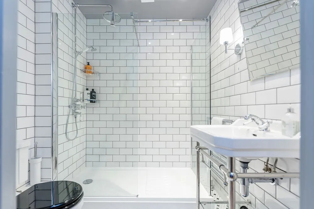 Hoxton 2 Bed Apartment by BaseToGo