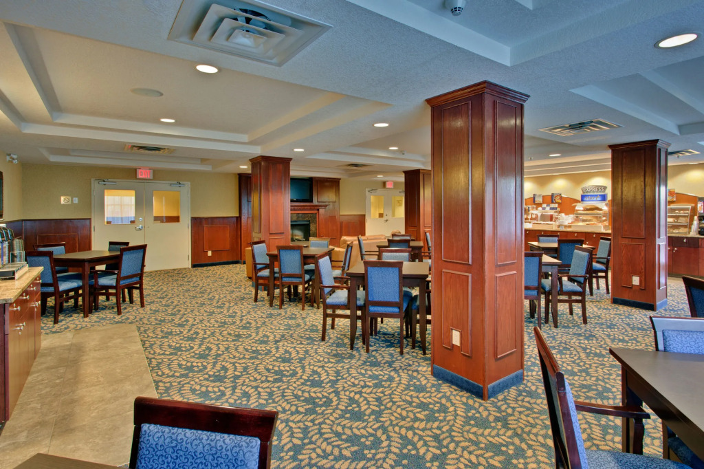 Holiday Inn Express Hotel & Suites-Hinton by IHG