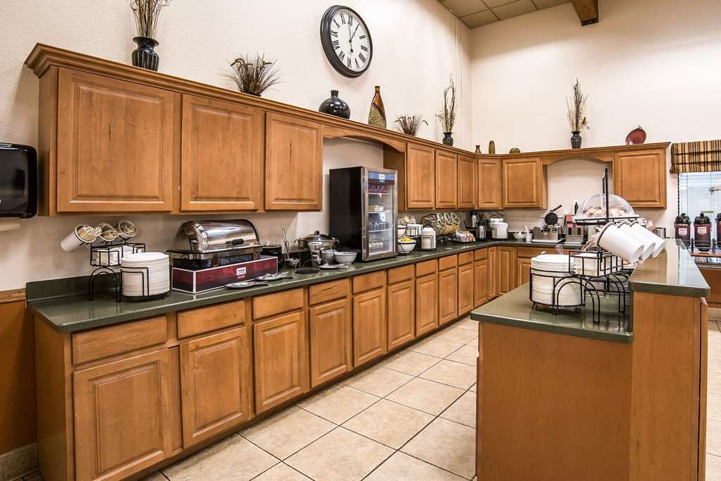 Garner Hotel Butte by IHG
