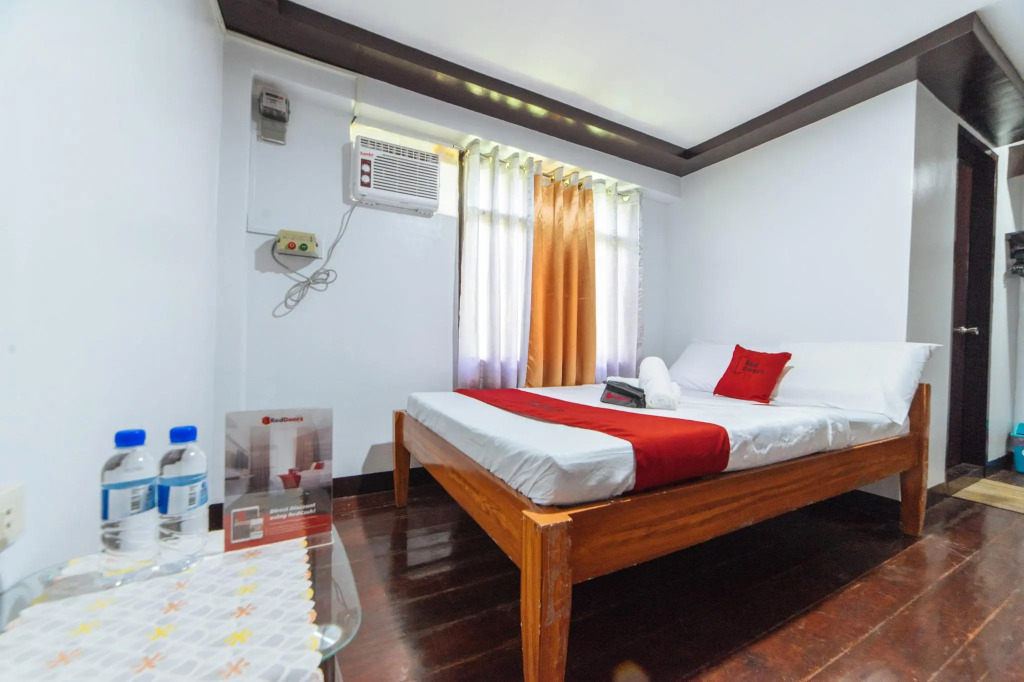 RedDoorz near San Juanico Bridge