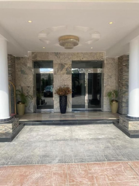 Vinpy hotels
