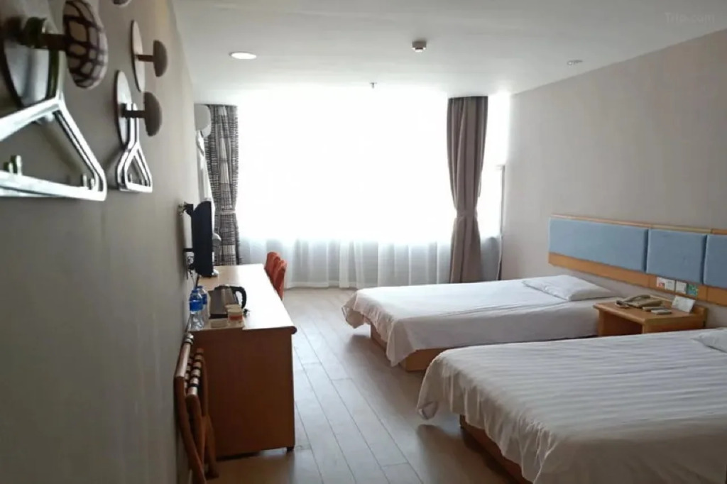 Xuan Ya Hotel (Jiujiang No. 3 middle school)