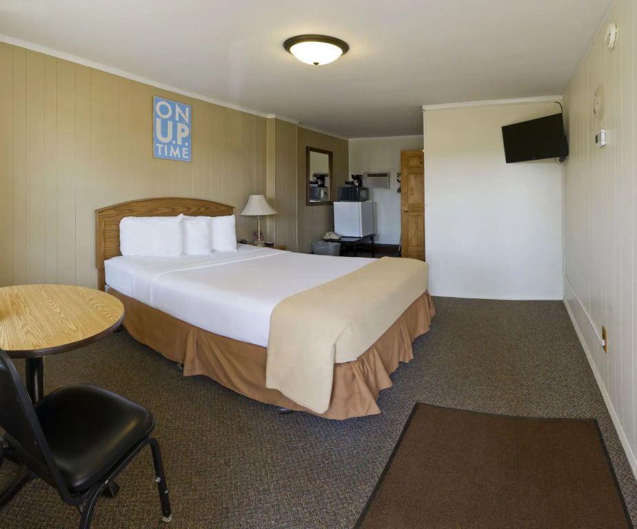 Sunset Lodge Escanaba