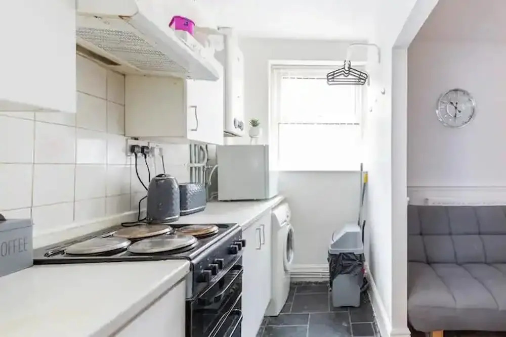 Cheerful Maisonette in the Heart of Orrell Park