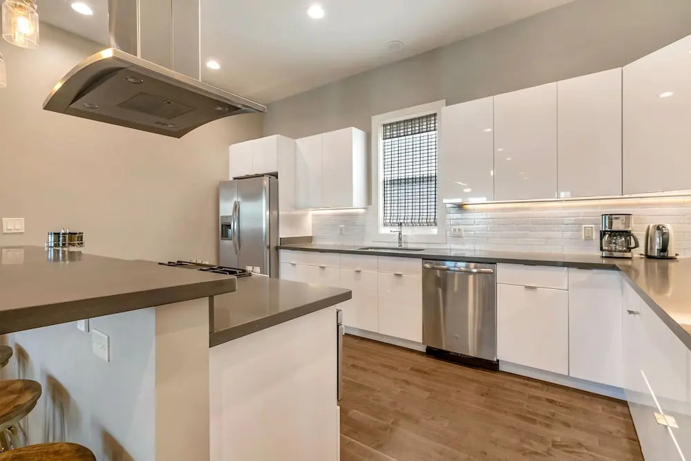 Modern 4BR Villas with Amenities