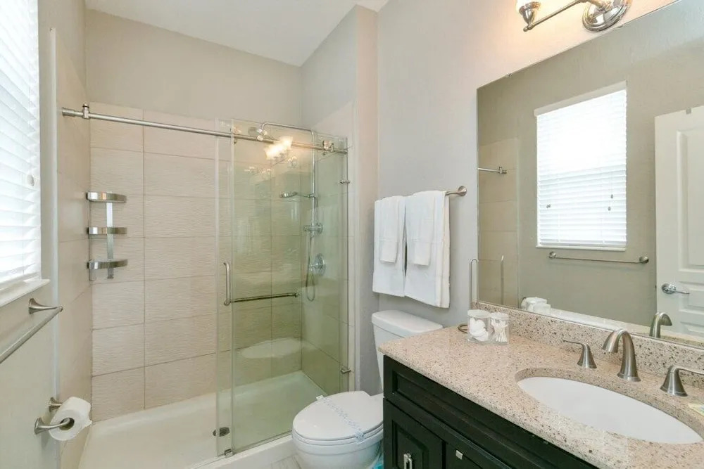 4 Bed / 4 Bath Villa on Windsor Hills Home