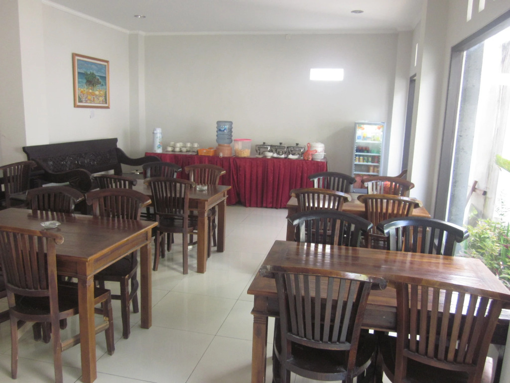 OYO 3156 Hotel Warta Dua