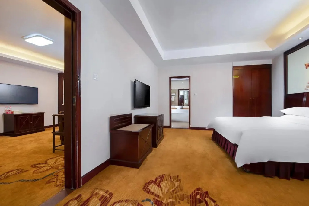 Vienna Hotel Shenzhen Shajing Zhongxin Road