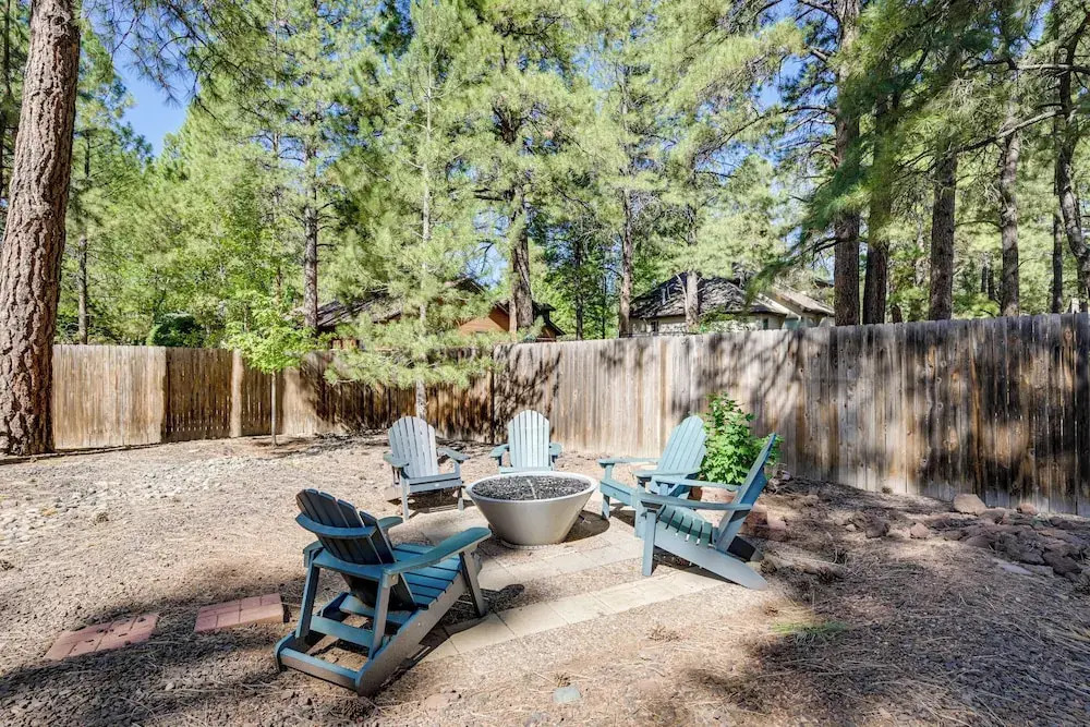 Stylish Flagstaff Hideaway w/ Hot Tub & Fire Pit!