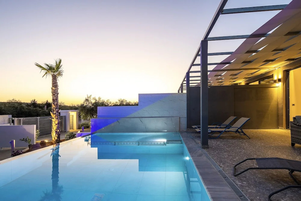 Villa Me - With Private Pool