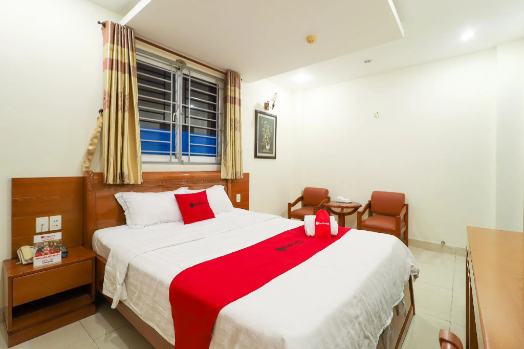 RedDoorz near Gia Dinh Park