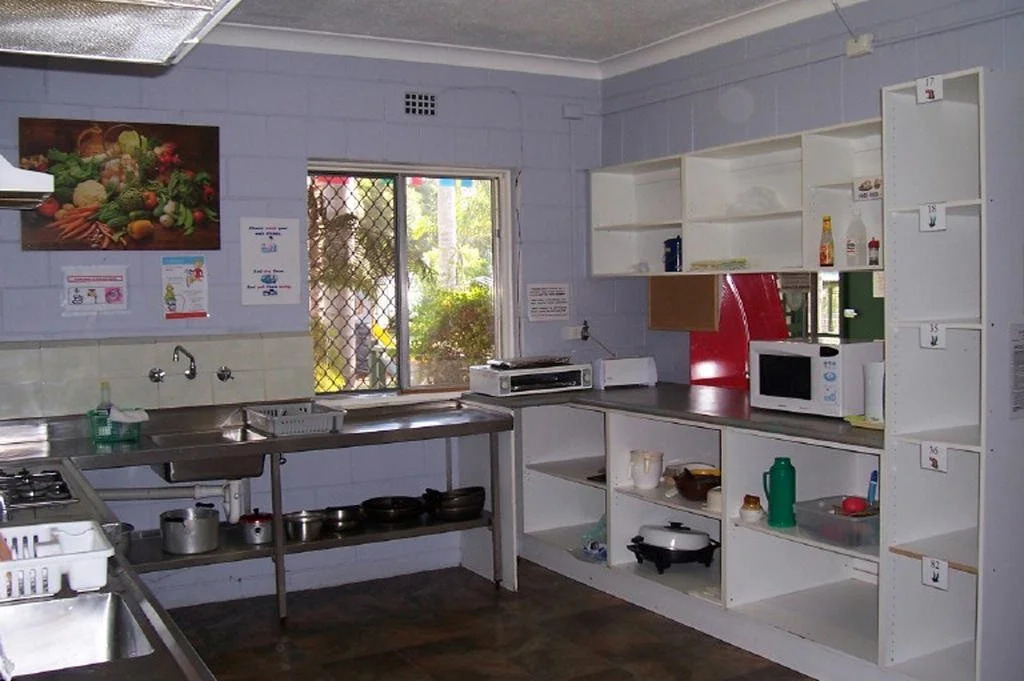 Batemans Bay Holiday Park & Hostel