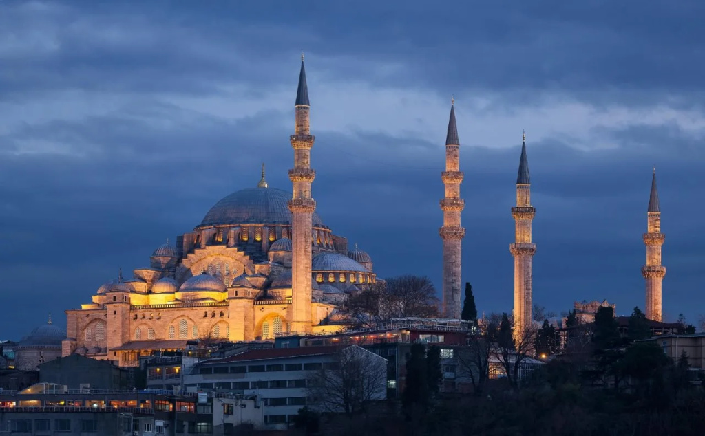 RoyalStar Taksim Family Suites