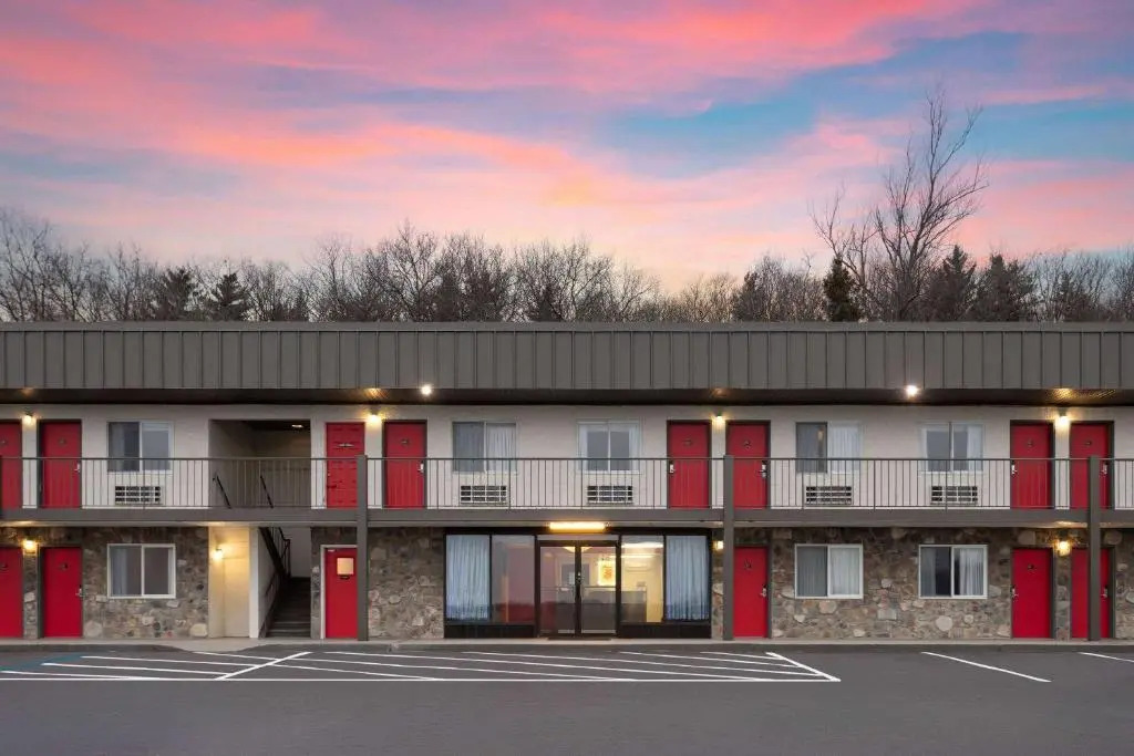 Forest Hill Inn