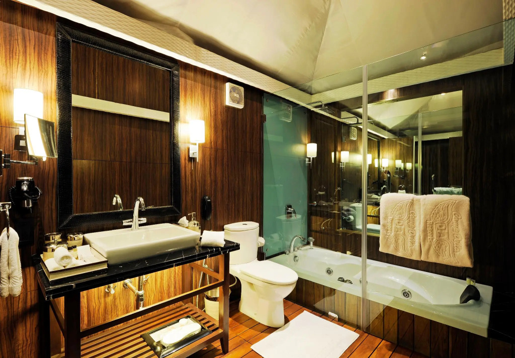 Della Resorts