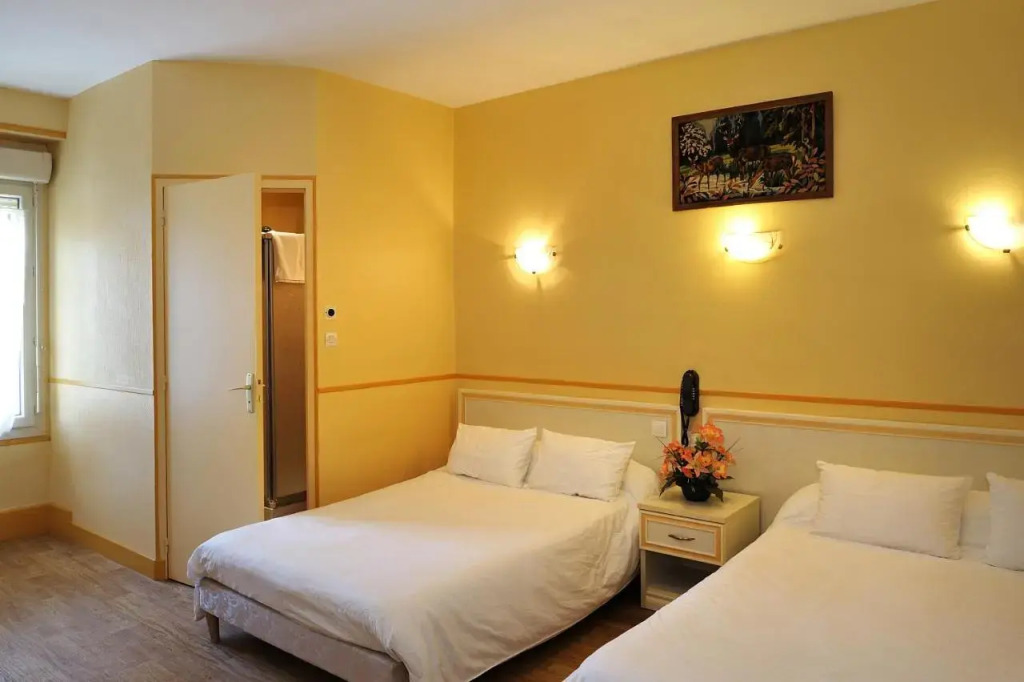 Logis Hostellerie Du Cheval Blanc