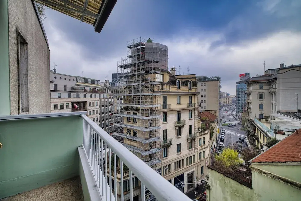 JOIVY Modern Flats with Balconies by Loreto Metro and Corso Buenos Aires
