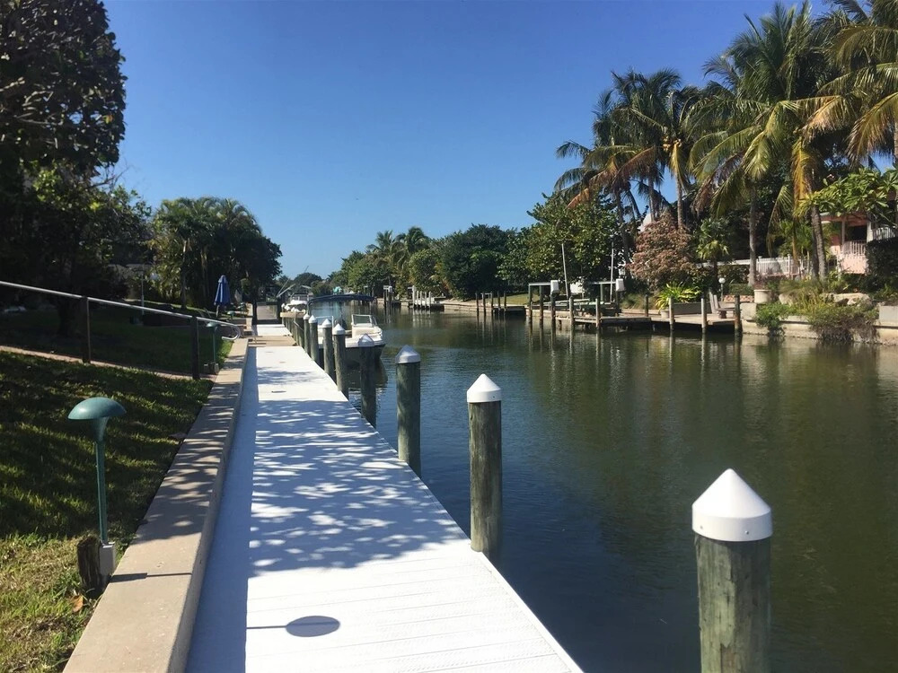 Sanibel Arms G8 2bed/2bath